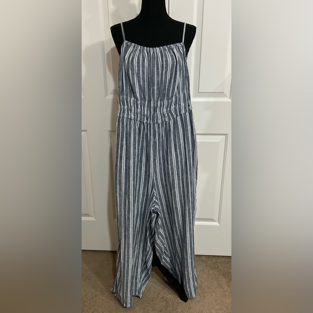 Old Navy XXL Blue and White Striped Romper